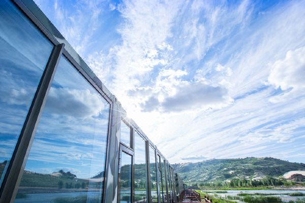 赤峰玉龙沙湖集装箱温泉酒店