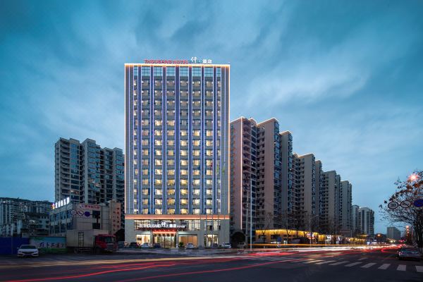 天门山仟酒店
